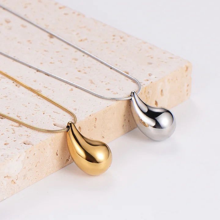 Minimalist Teardrop Pendant Necklace Set of 2
