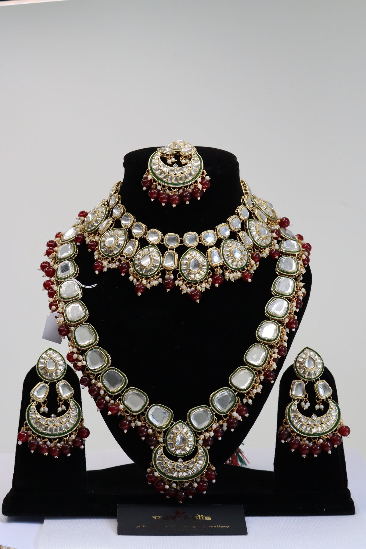 Necklace Set - Traditional