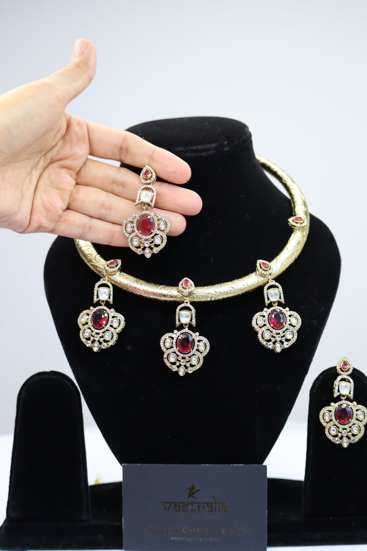 Ruby Red Gemstone Floral Pendant Gold Hasli Choker Set