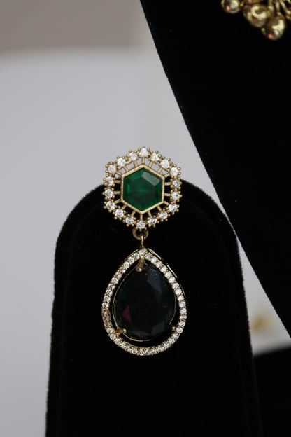 Emerald Green & Ruby Red Crystal Elephant Motif Hasli Choker Set
