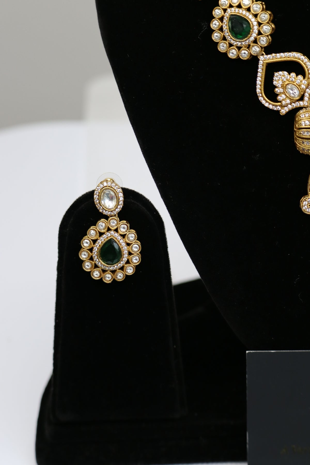 Emerald Green Gemstone & Kundan Pendant Necklace Set