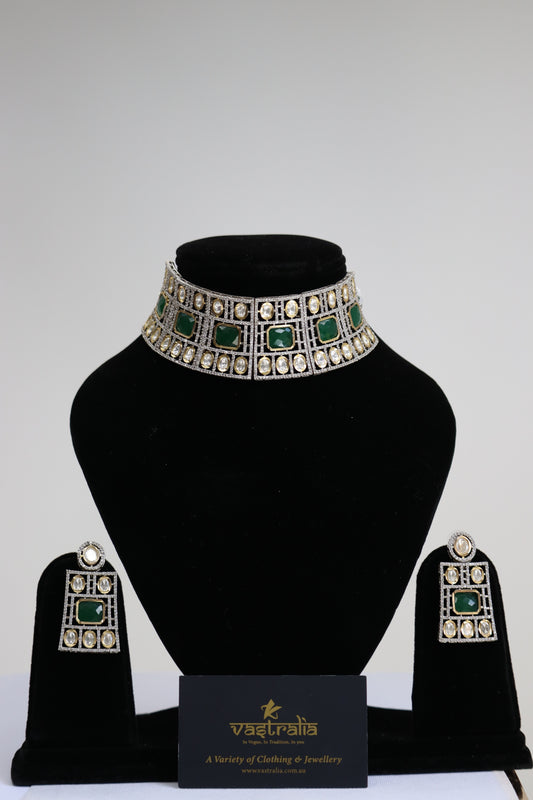Emerald Green & Kundan Geometric Broad Choker Necklace Set