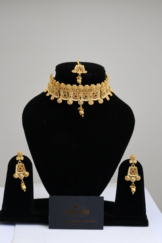 Matte Gold Temple-Style Choker Necklace Set with Maang Tikka