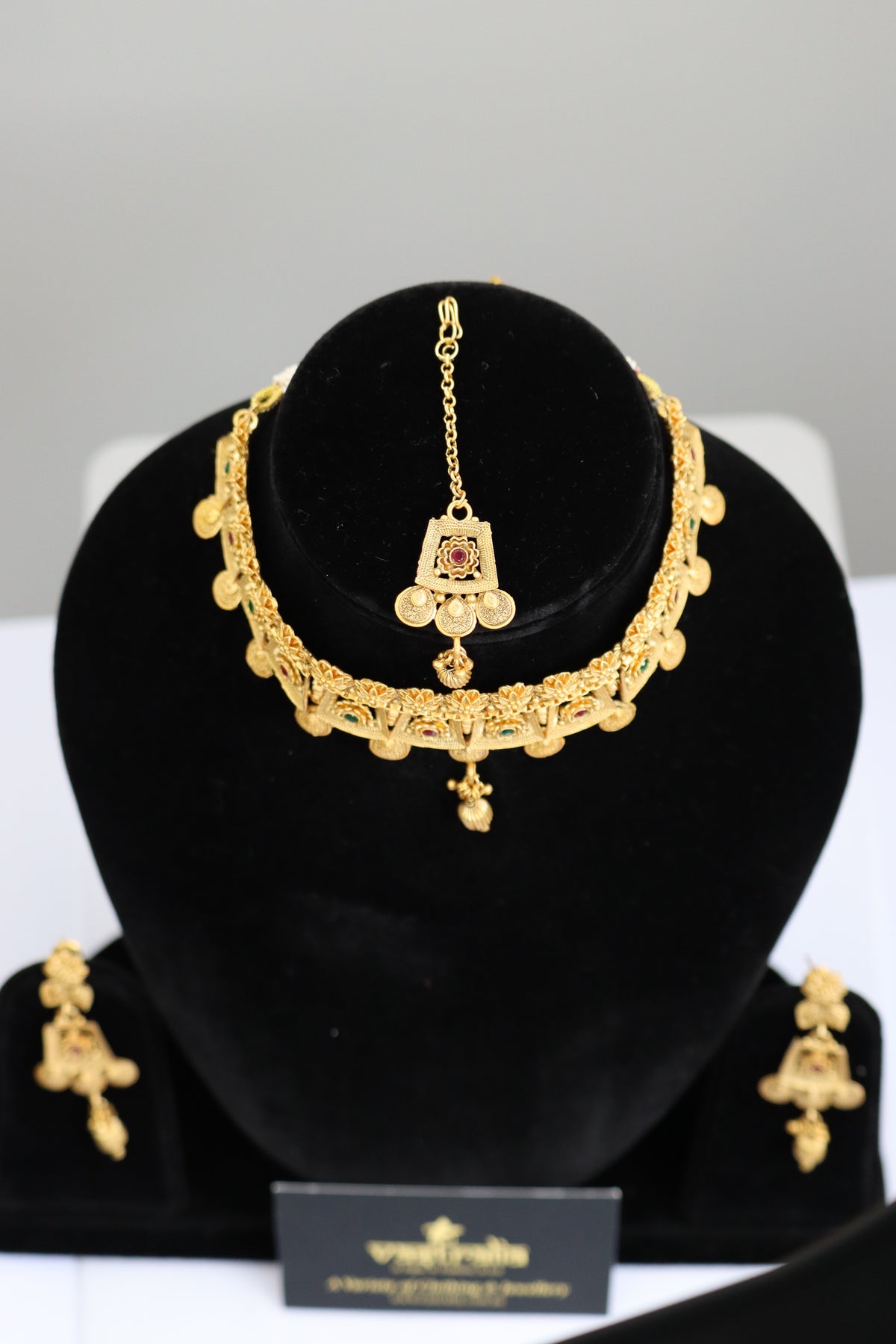 Matte Gold Temple-Style Choker Necklace Set with Maang Tikka